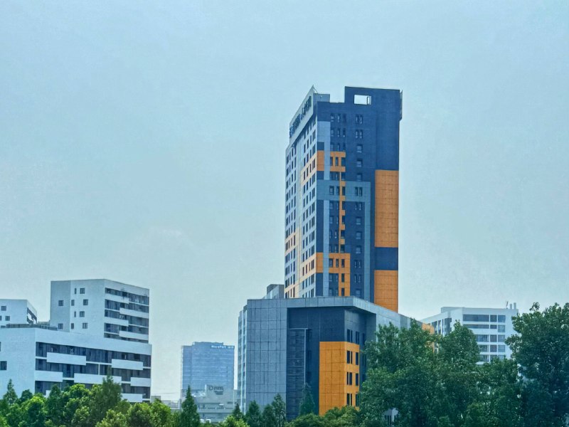 #log路过以前在张江住的地方，已是8年前