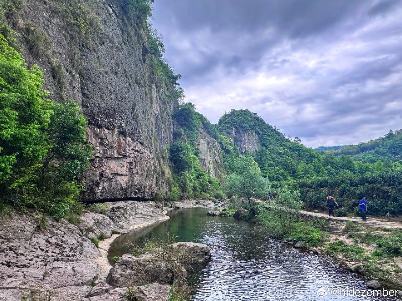 山路五公里，在家瘫一天，运动量还是不行…via Weibo山路五公里，在家瘫一天，运动量还是不行…via Weibo