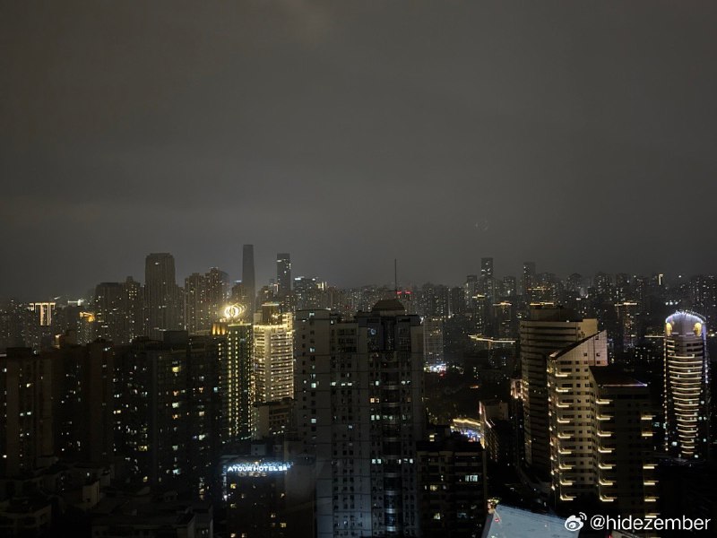 日与夜 重庆via Weibo日与夜 重庆via Weibo